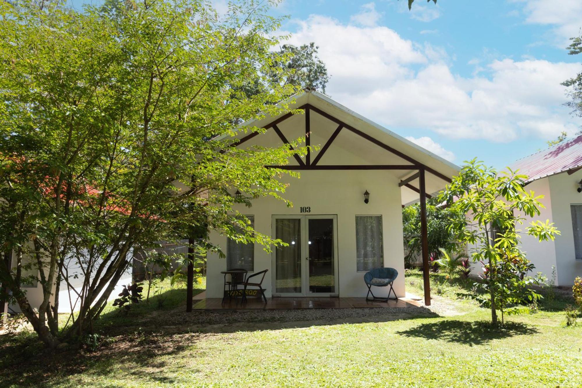 Chaikoni Lodge Pucallpa Exterior foto